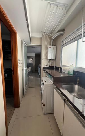 Apartamento à venda com 172m², 3 quartos e 4 vagas