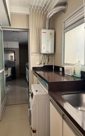 Apartamento à venda com 172m², 3 quartos e 4 vagas