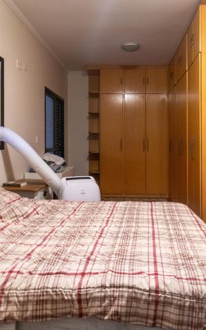 Casa à venda com 185m², 3 quartos e 2 vagas Casa à venda com 185m², 3 quartos e 2 vagasSuíte