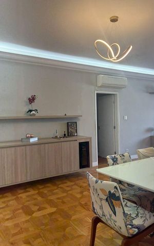 Apartamento à venda com 161m², 3 quartos e 1 vaga Apartamento à venda com 161m², 3 quartos e 1 vagaSala