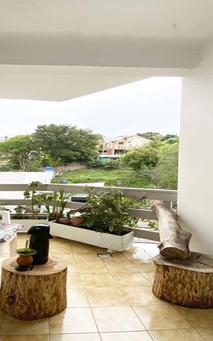 Apartamento à venda com 60m², 3 quartos e sem vagaÁrea comum
