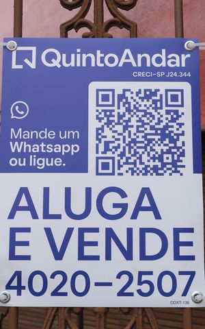 Casa à venda com 110m², 2 quartos e 2 vagas Placa instalada no portão - Código da placa: COXT-136