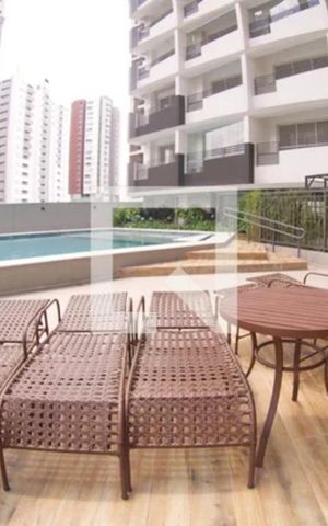Apartamento para alugar com 31m², 1 quarto e 1 vaga Apartamento para alugar com 31m², 1 quarto e 1 vagaÁrea comum - Piscina