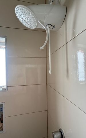 Casa para alugar com 249m², 4 quartos e 3 vagas Casa para alugar com 249m², 4 quartos e 3 vagasBanheiro