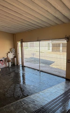 Casa para alugar com 249m², 4 quartos e 3 vagas Casa para alugar com 249m², 4 quartos e 3 vagasGaragem