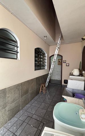 Casa para alugar com 249m², 4 quartos e 3 vagas Casa para alugar com 249m², 4 quartos e 3 vagasÁrea de Serviço