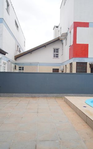 Casa à venda com 251m², 4 quartos e 4 vagasVista do Quarto 2