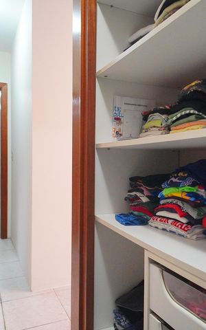 Casa à venda com 251m², 4 quartos e 4 vagasCloset