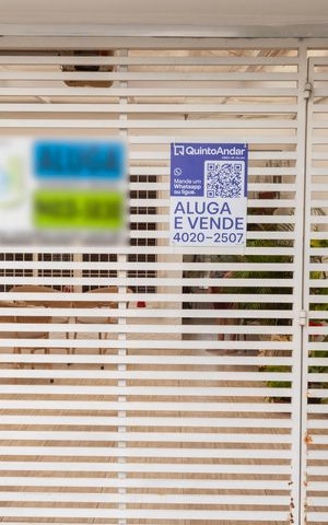 Casa à venda com 165m², 4 quartos e 2 vagasPlaca QuintoAndar