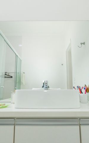 Casa à venda com 165m², 4 quartos e 2 vagasBanheiro da Suíte