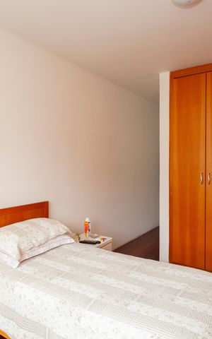 Casa à venda com 165m², 4 quartos e 2 vagasSuíte