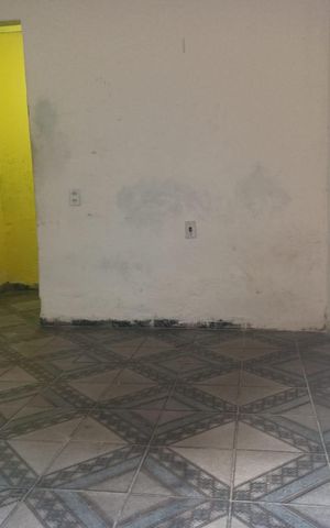 Casa para alugar com 80m², 1 quarto e sem vaga Casa para alugar com 80m², 1 quarto e sem vagaSala
