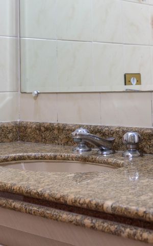 Apartamento à venda com 160m², 3 quartos e 2 vagas Apartamento à venda com 160m², 3 quartos e 2 vagasBanheiro da Suíte 3