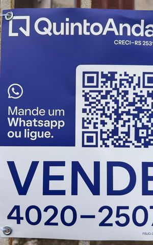 Casa à venda com 180m², 3 quartos e 4 vagas