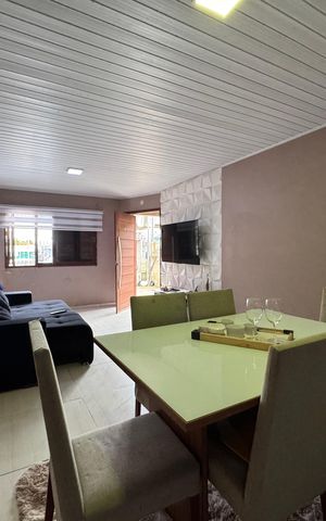 Casa à venda com 180m², 3 quartos e 4 vagas