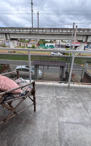Casa à venda com 180m², 3 quartos e 4 vagas