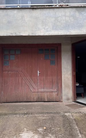 Casa à venda com 180m², 3 quartos e 4 vagas