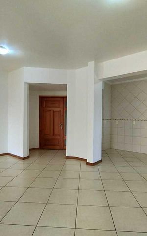 Apartamento para alugar com 120m², 3 quartos e 1 vaga Apartamento para alugar com 120m², 3 quartos e 1 vagaSala