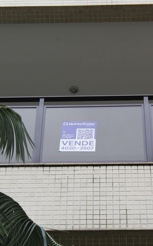 Apartamento à venda com 180m², 3 quartos e 2 vagasPlaca instalada código NQQI - 67