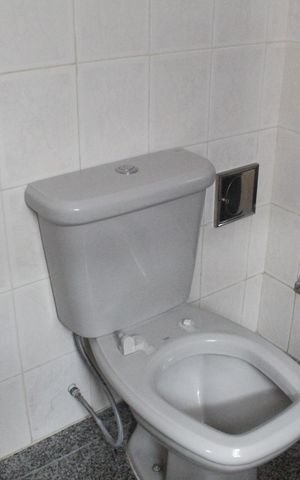 Apartamento à venda com 180m², 3 quartos e 2 vagasBanheiro da Suíte 1