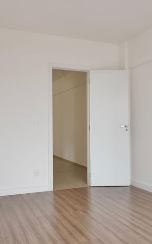 Apartamento à venda com 67m², 2 quartos e 2 vagasSuíte 2 
