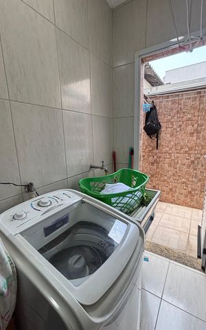 Apartamento à venda com 75m², 2 quartos e 2 vagas Apartamento à venda com 75m², 2 quartos e 2 vagasÁrea de Serviço