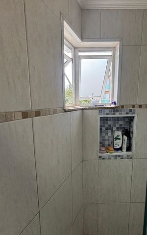 Apartamento à venda com 75m², 2 quartos e 2 vagas Apartamento à venda com 75m², 2 quartos e 2 vagasBanheiro da Suíte