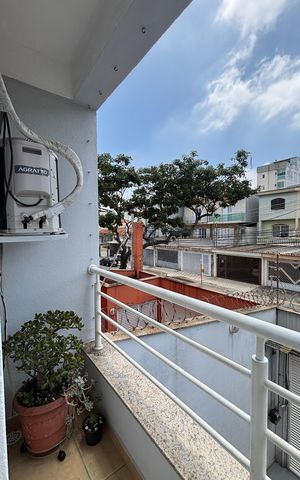 Apartamento à venda com 75m², 2 quartos e 2 vagas Apartamento à venda com 75m², 2 quartos e 2 vagasSuite Varanda