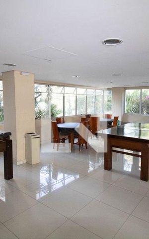 Apartamento à venda com 64m², 3 quartos e 1 vaga Apartamento à venda com 64m², 3 quartos e 1 vagaSala de Jogos