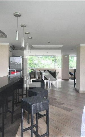 Apartamento à venda com 64m², 3 quartos e 1 vaga Apartamento à venda com 64m², 3 quartos e 1 vagaÁrea comum - Churrasqueira
