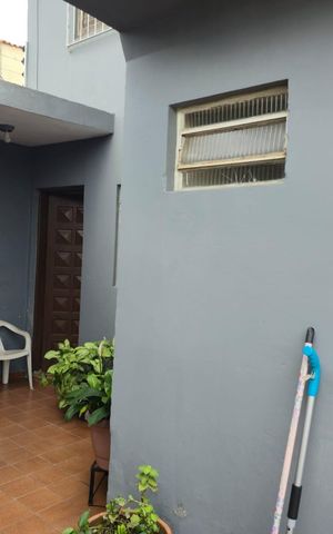 Casa à venda com 255m², 5 quartos e 5 vagasCasa 02/ Area de Serviço 