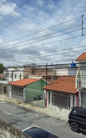 Casa à venda com 255m², 5 quartos e 5 vagasCasa 02/ Quarto 01 com Varanda  Vista 