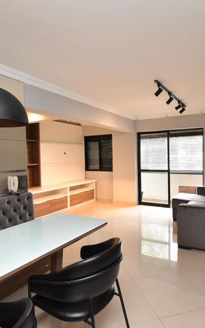 Apartamento para alugar com 89m², 2 quartos e 2 vagasSala