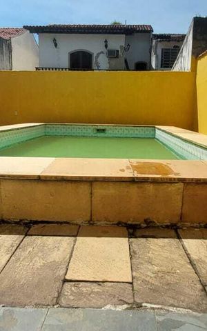 Casa para alugar com 200m², 3 quartos e 1 vaga