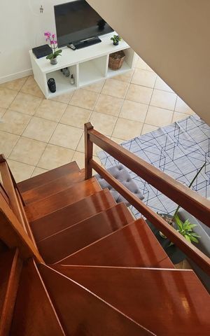 Casa de condomínio à venda com 120m², 3 quartos e 2 vagas