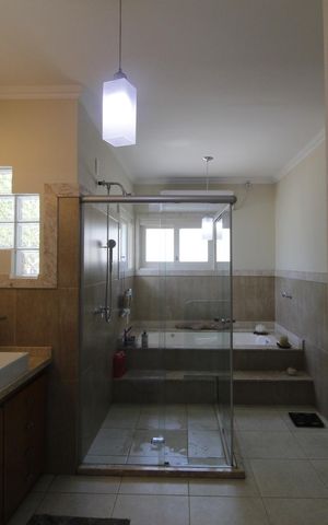 Casa à venda com 990m², 6 quartos e 8 vagasBanheiro da Suíte 3