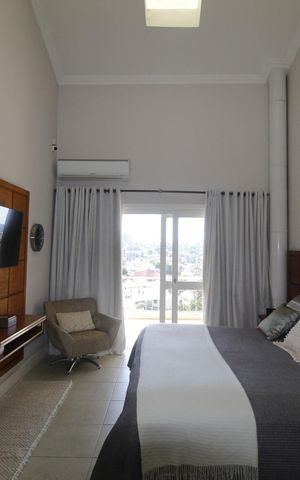 Casa à venda com 990m², 6 quartos e 8 vagasSuíte 3