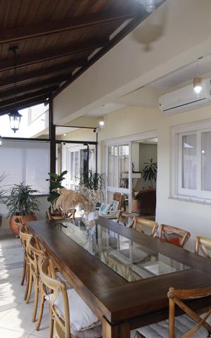 Casa à venda com 990m², 6 quartos e 8 vagasVaranda gourmet