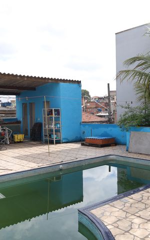 Casa para alugar com 170m², 4 quartos e 4 vagasQuintal - piscina