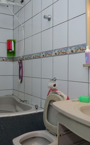 Casa para alugar com 170m², 4 quartos e 4 vagasBanheiro 2