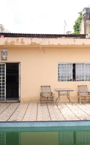 Casa para alugar com 170m², 4 quartos e 4 vagasQuintal - piscina