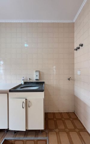 Casa para alugar com 375m², 3 quartos e 8 vagas Casa para alugar com 375m², 3 quartos e 8 vagasÁrea de Serviço