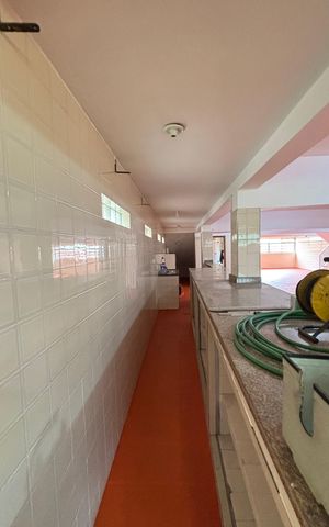 Casa para alugar com 375m², 3 quartos e 8 vagas Casa para alugar com 375m², 3 quartos e 8 vagasGaragem