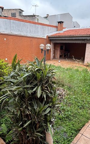 Casa para alugar com 375m², 3 quartos e 8 vagas Casa para alugar com 375m², 3 quartos e 8 vagasQuintal