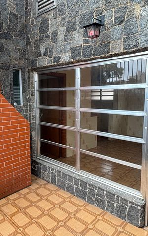 Casa para alugar com 375m², 3 quartos e 8 vagas Casa para alugar com 375m², 3 quartos e 8 vagasJardim de Inverno