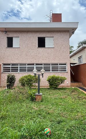 Casa para alugar com 375m², 3 quartos e 8 vagas Casa para alugar com 375m², 3 quartos e 8 vagasQuintal