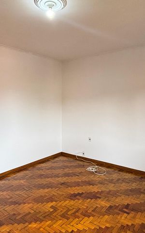 Casa para alugar com 375m², 3 quartos e 8 vagas Casa para alugar com 375m², 3 quartos e 8 vagasSuite