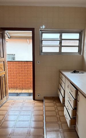 Casa para alugar com 375m², 3 quartos e 8 vagas Casa para alugar com 375m², 3 quartos e 8 vagasÁrea de Serviço