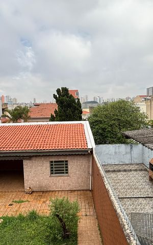 Casa para alugar com 375m², 3 quartos e 8 vagas Casa para alugar com 375m², 3 quartos e 8 vagasQuarto 1 Vista