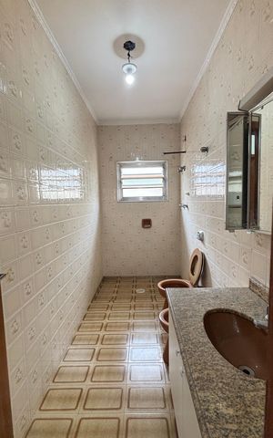 Casa para alugar com 375m², 3 quartos e 8 vagas Casa para alugar com 375m², 3 quartos e 8 vagasBanheiro